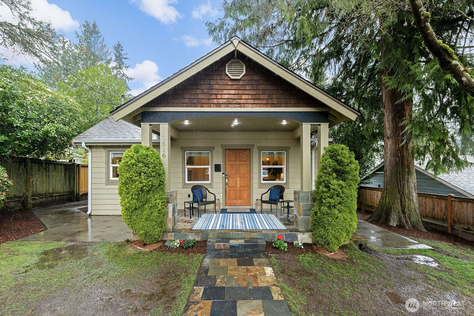 1516 NE 96th Street, Seattle, WA 98115