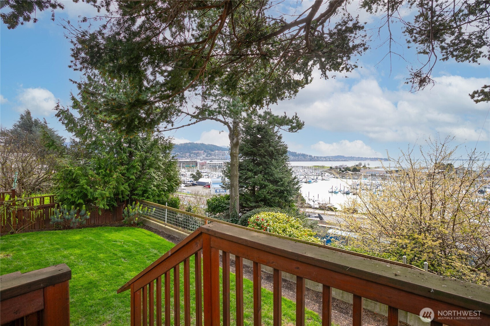 2209 Eldridge Avenue, Bellingham, WA 98225