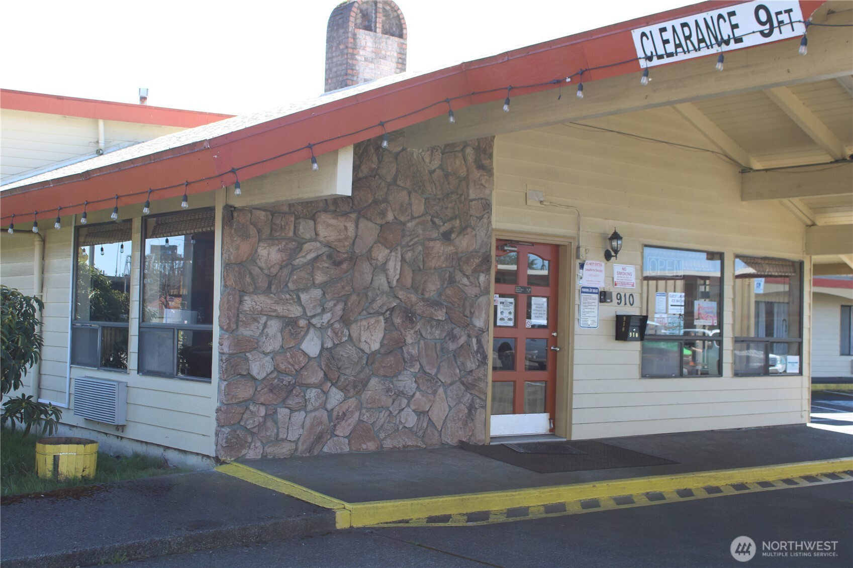 910 Simpson Avenue, Hoquiam, WA 98550