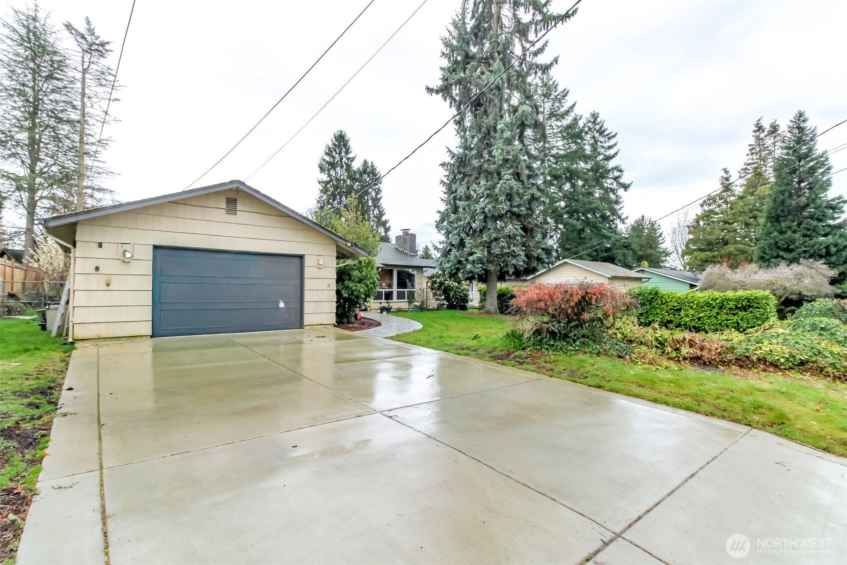 10543 SE 228th Street, Kent, WA 98031