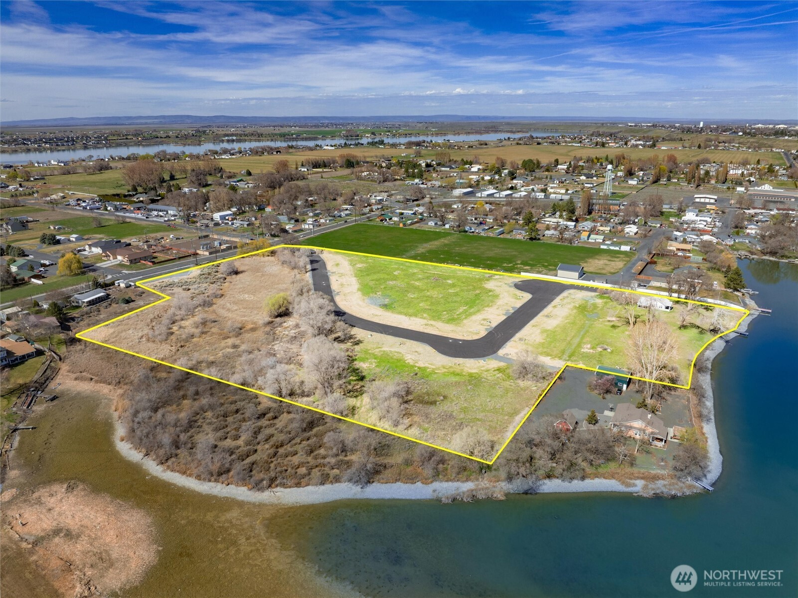 6 Valley Road NE, Moses Lake, WA 98837