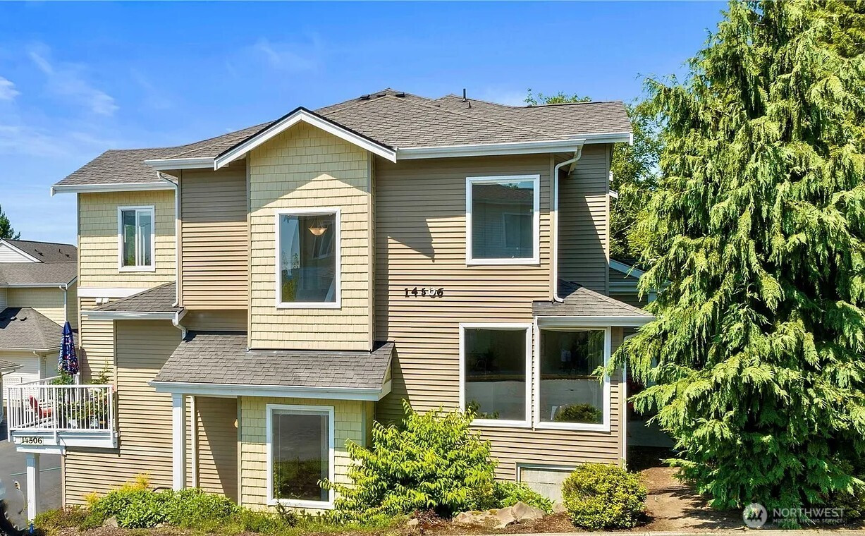 14506 1st Lane NE, Duvall, WA 98019