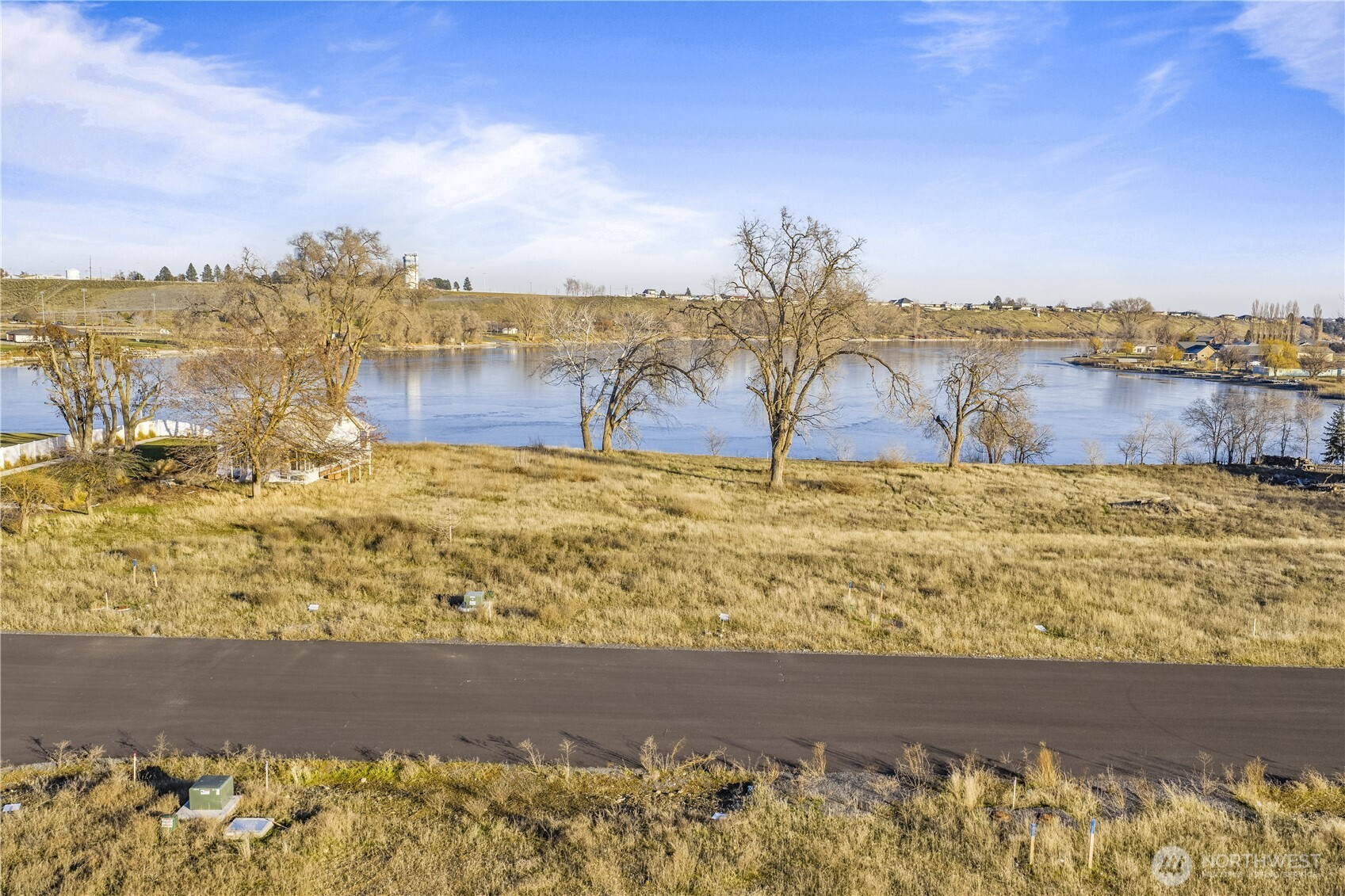 22 Valley Road NE, Moses Lake, WA 98837