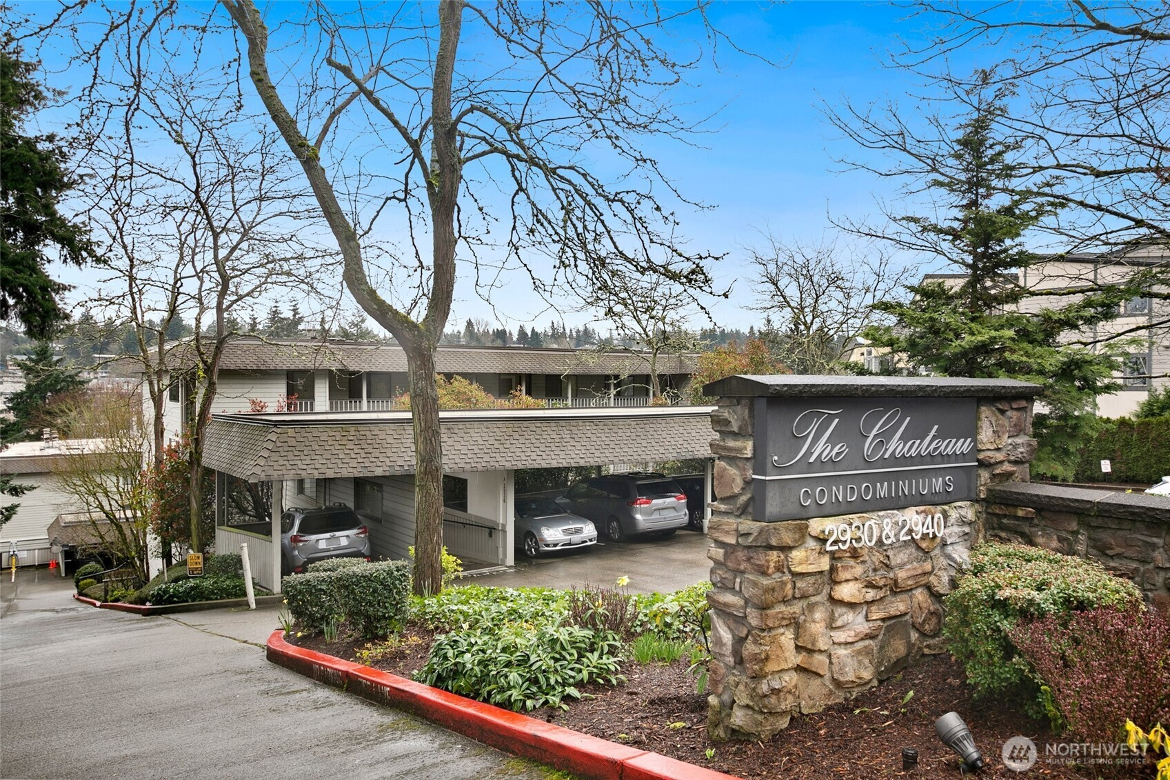 2930 76th Avenue SE, Mercer Island, WA 98040