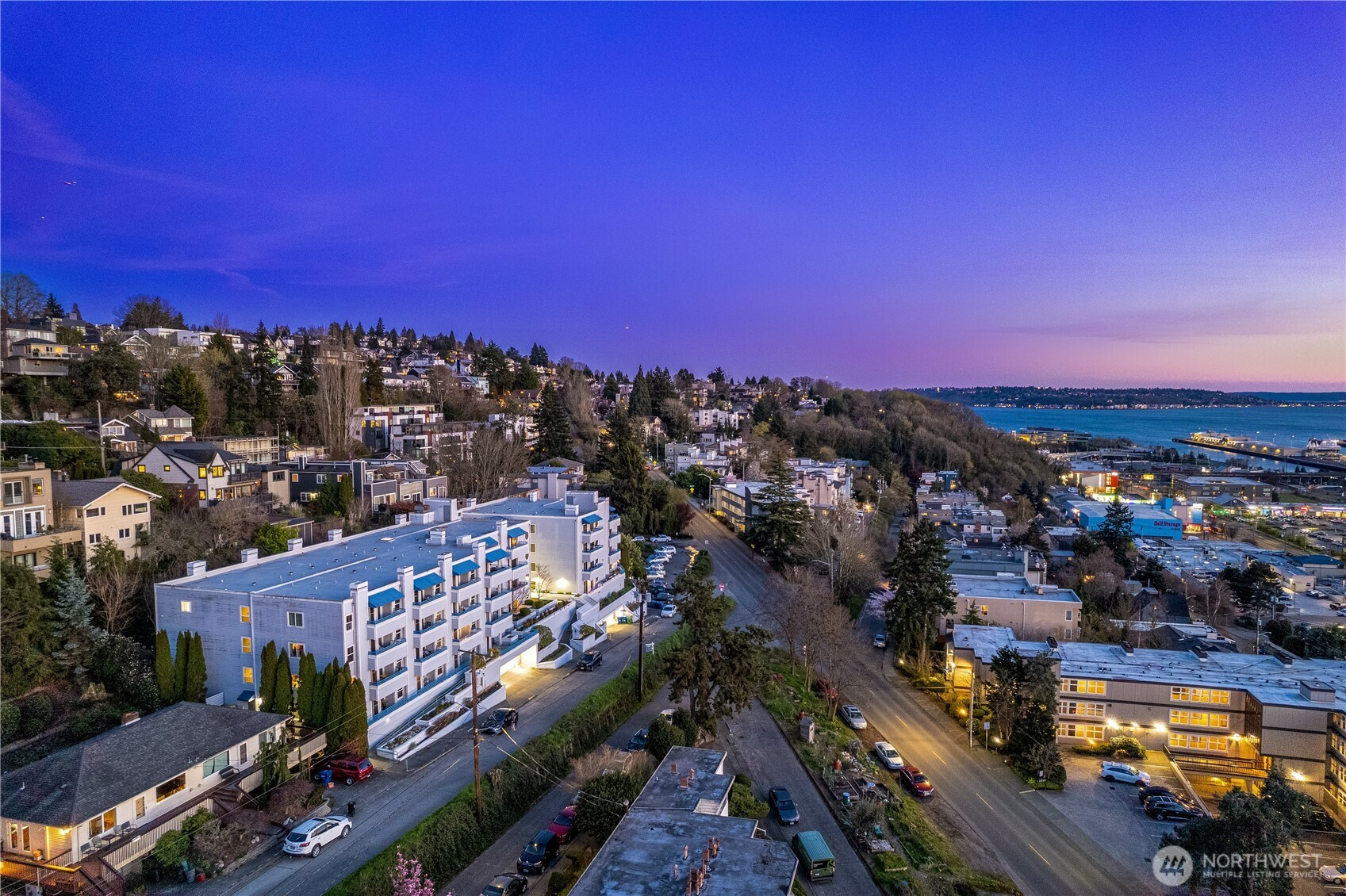 2244 13th Avenue W, Seattle, WA 98119