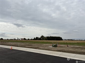 417 W 4th Street, Everson, WA 98247