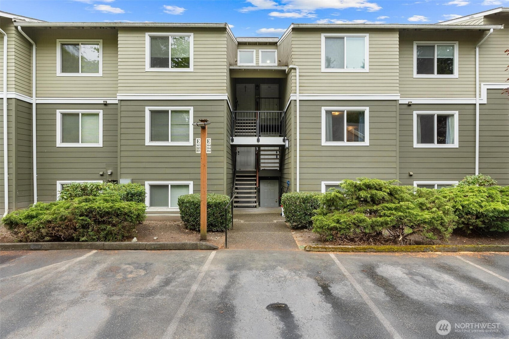 820 E Cady Rd, Everett, WA 98203