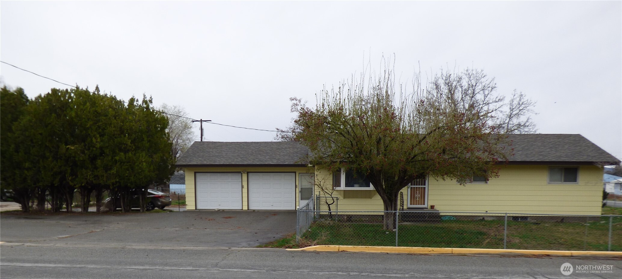 212 7th Street S, Brewster, WA 98812