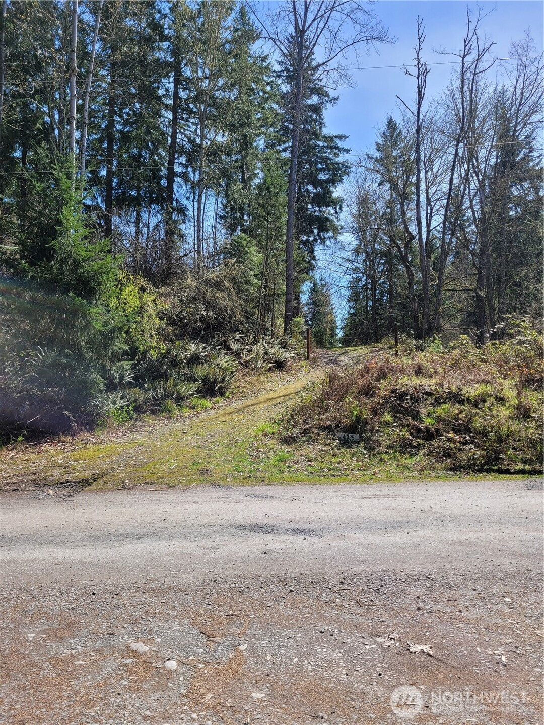 41325 109 Avenue Ct E, Eatonville, WA 98328