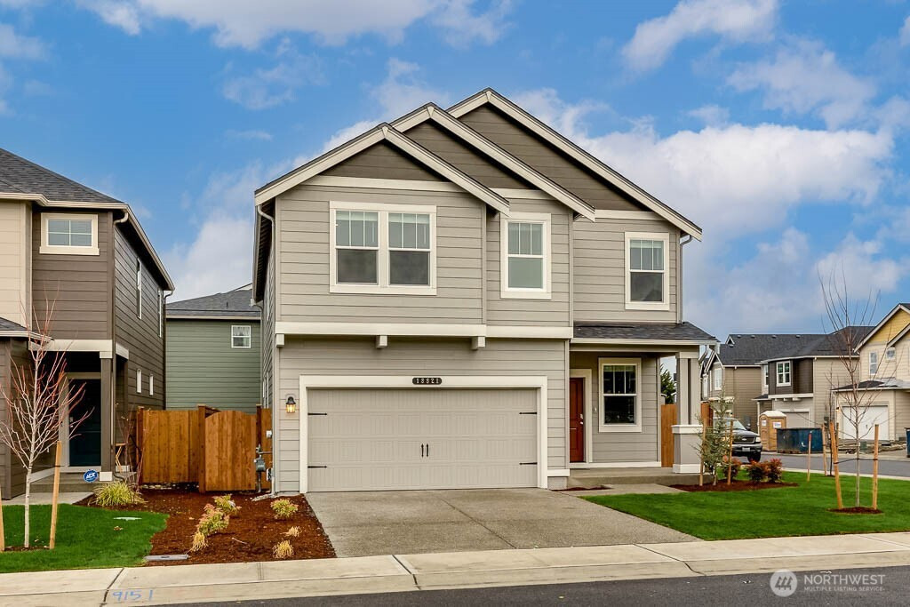 4027 Hyde Loop NE, Olympia, WA 98506