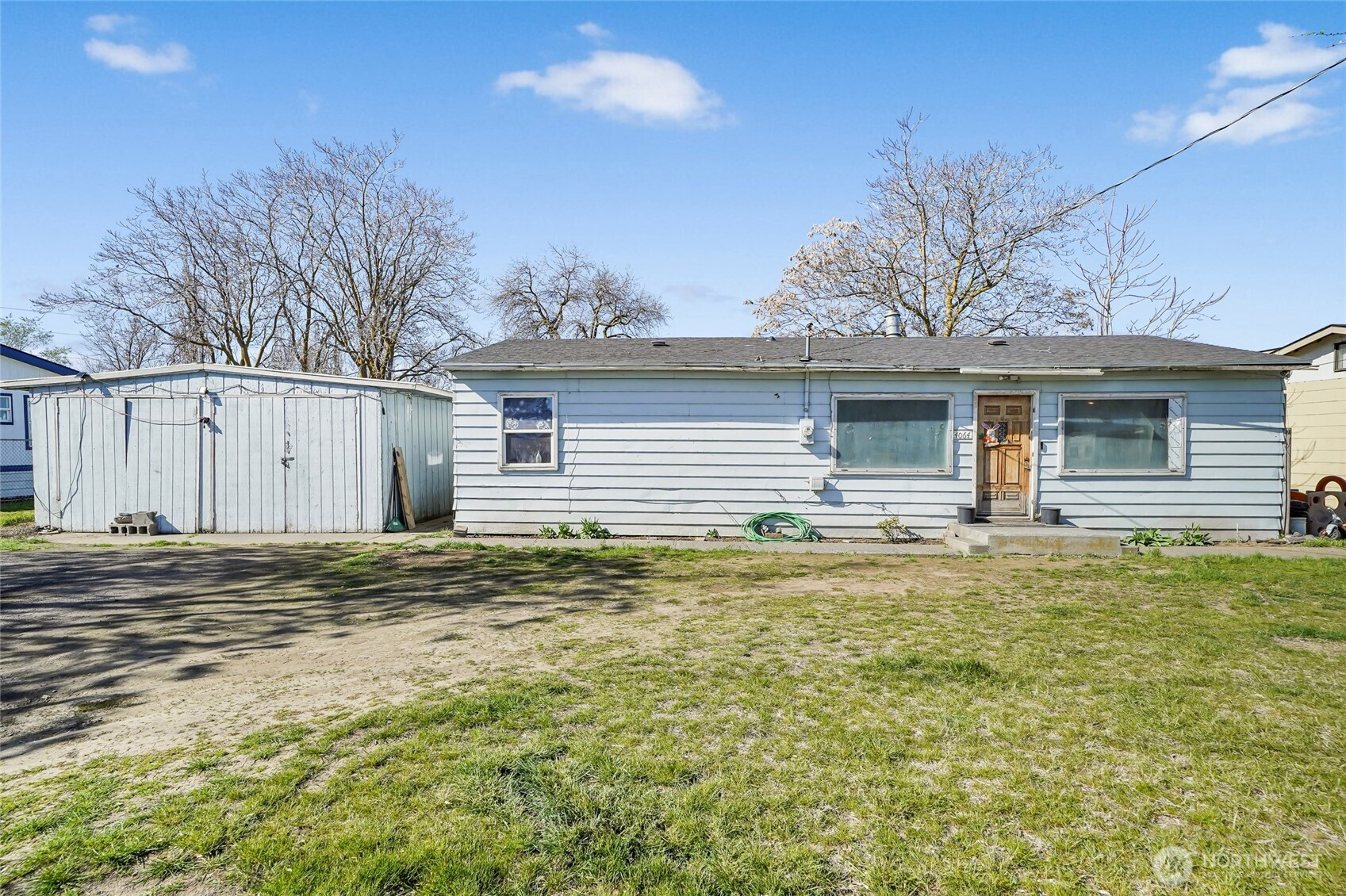 4064 Airway Drive NE, Moses Lake, WA 98837