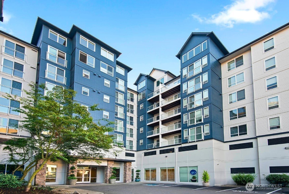 2424 S 41st Street, Tacoma, WA 98406