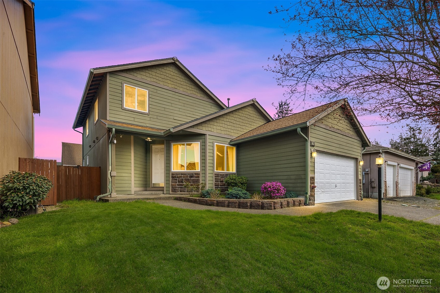 17915 25th Avenue E, Tacoma, WA 98445