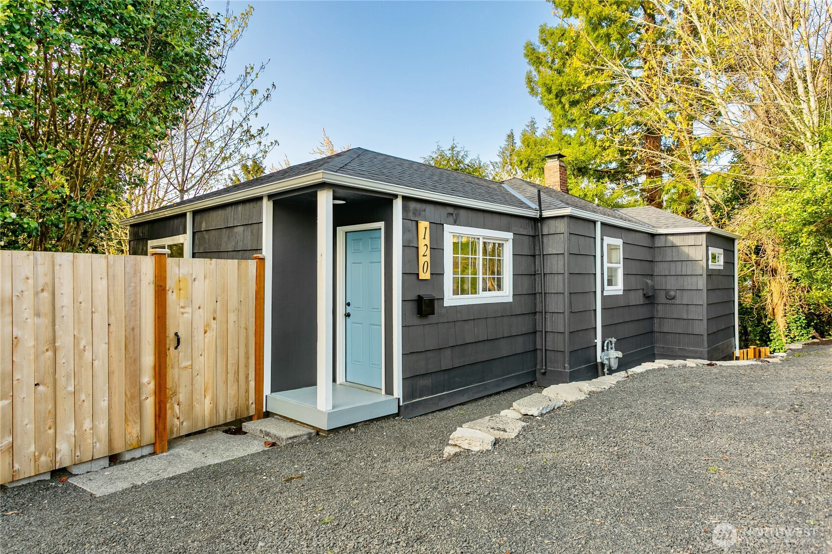 120 Tracy Avenue N, Port Orchard, WA 98366