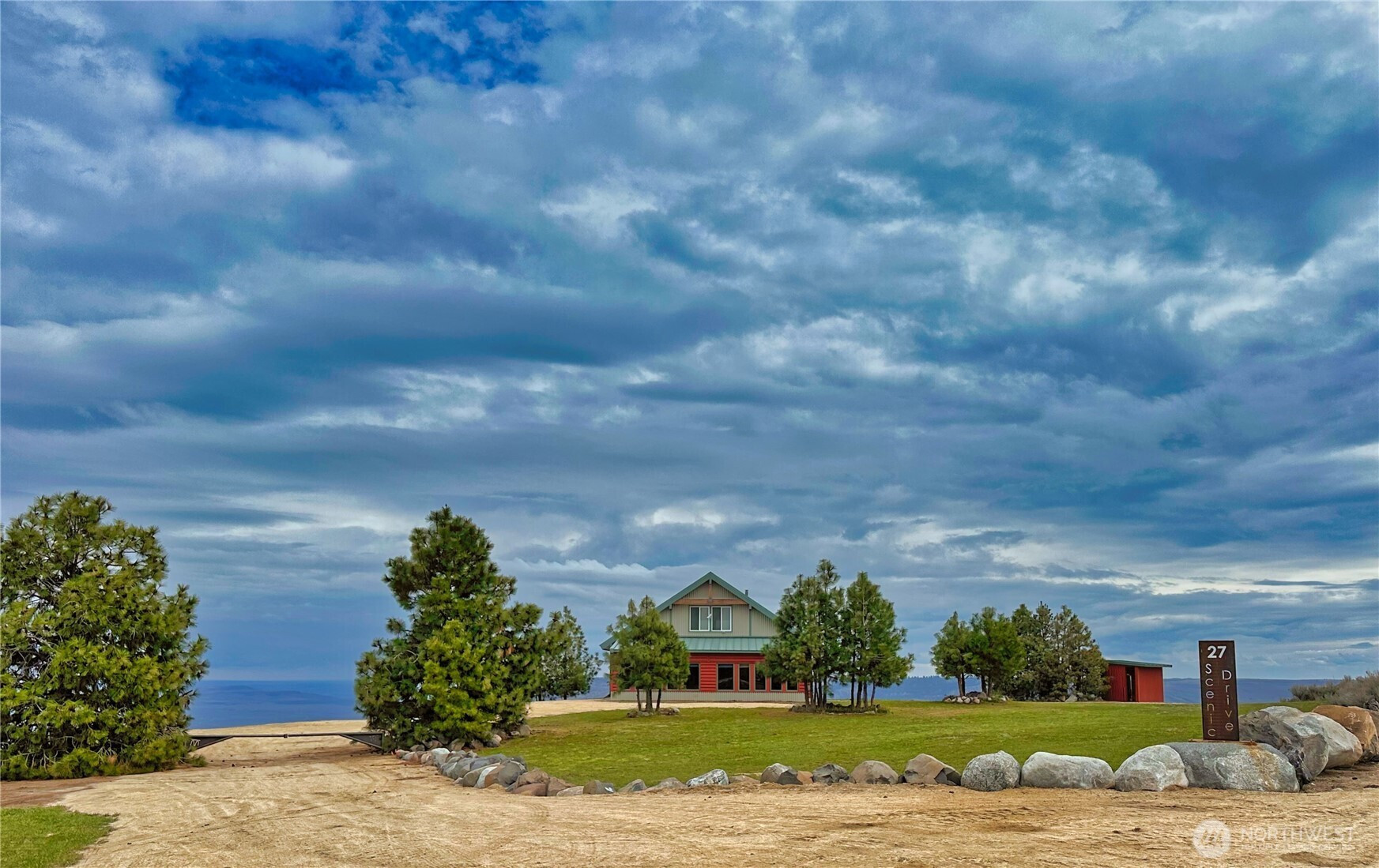 27 Scenic Drive, Brewster, WA 98812