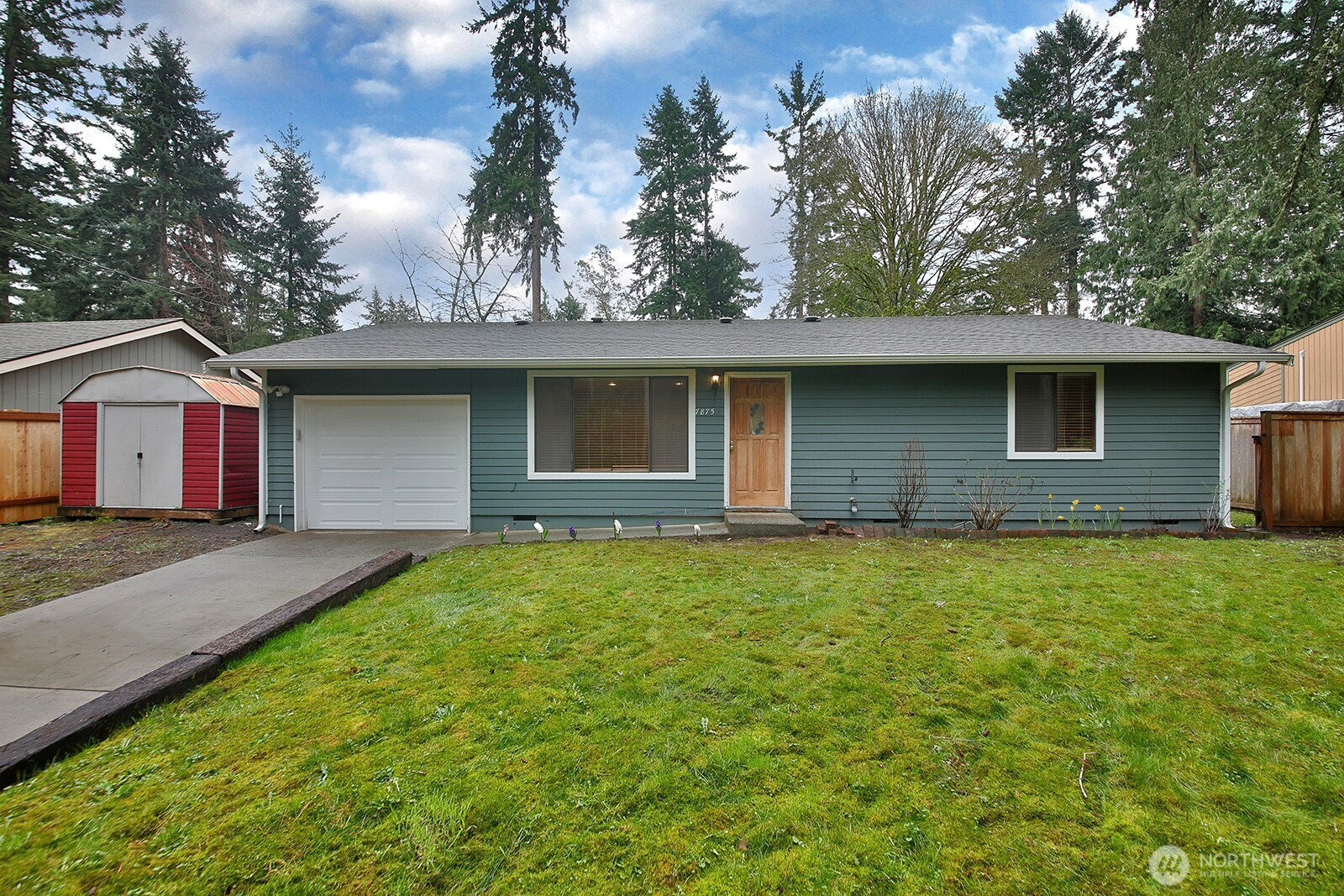 7875 Mortland Drive, Clinton, WA 98236