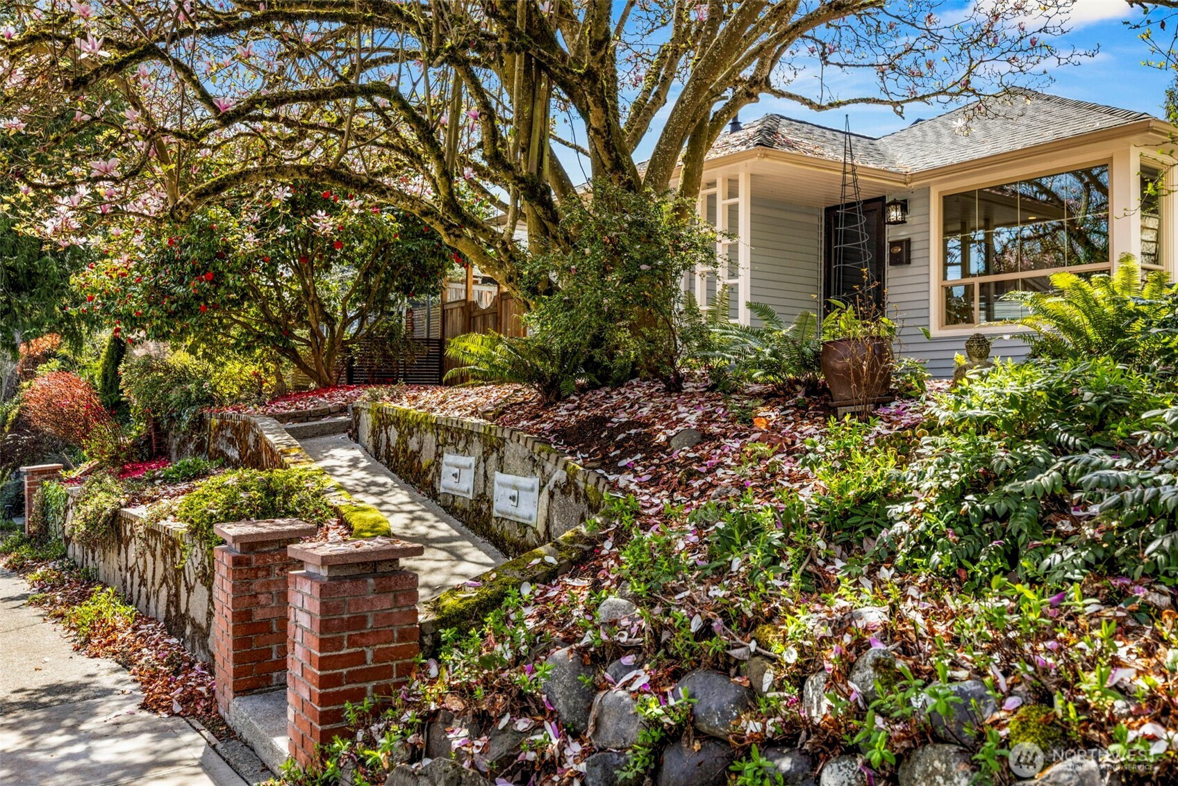 3321 35th Avenue S, Seattle, WA 98144