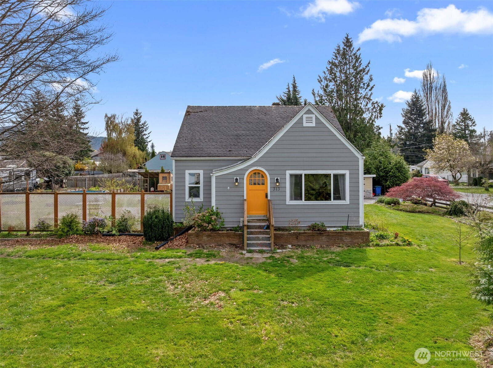 313 W State Street, Sedro Woolley, WA 98284