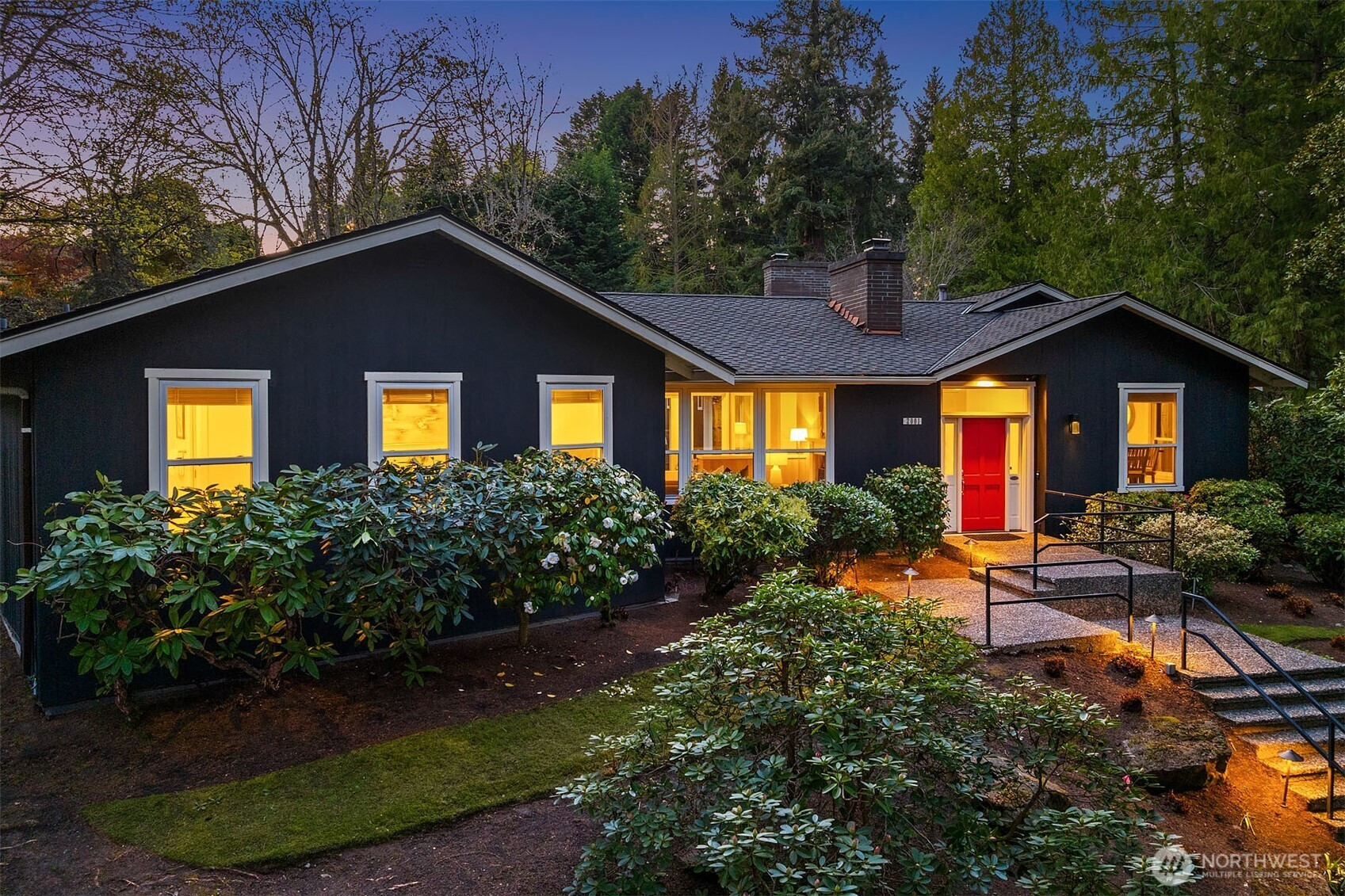 2001 77th Avenue NE, Medina, WA 98039