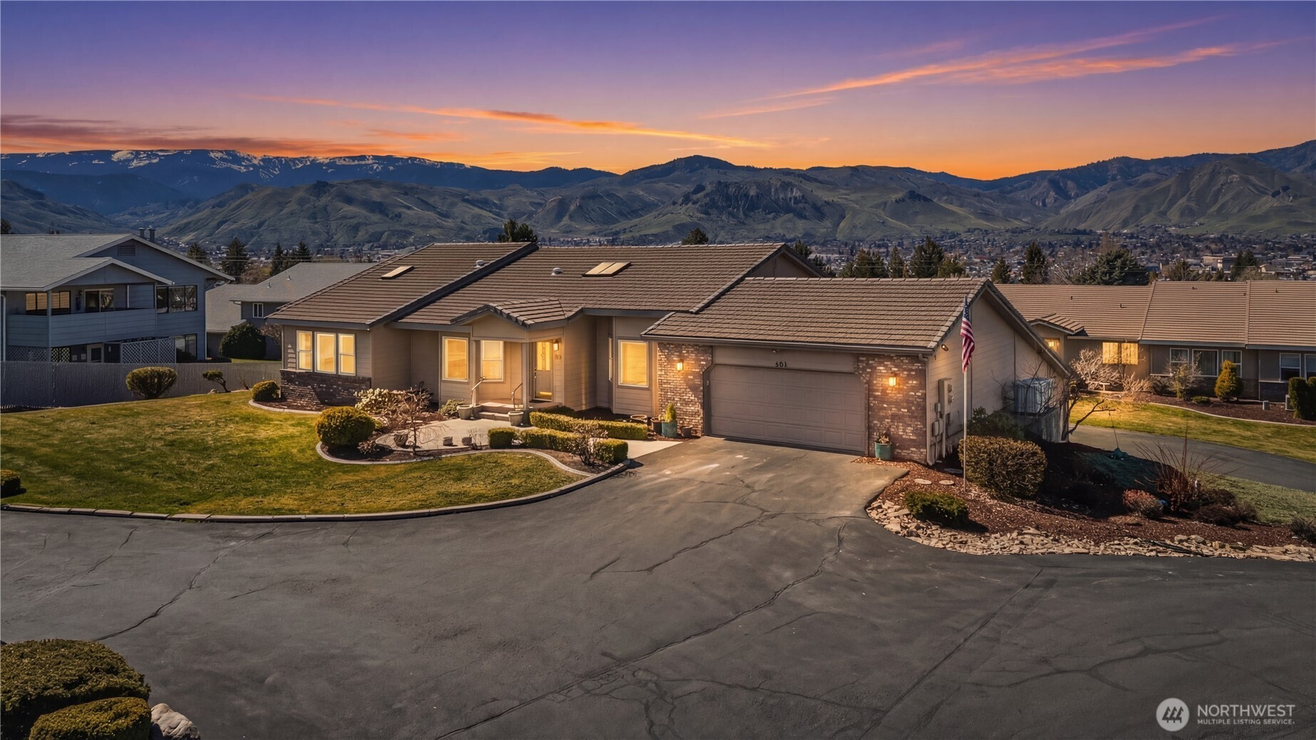 1380 Eastmont Avenue, East Wenatchee, WA 98802