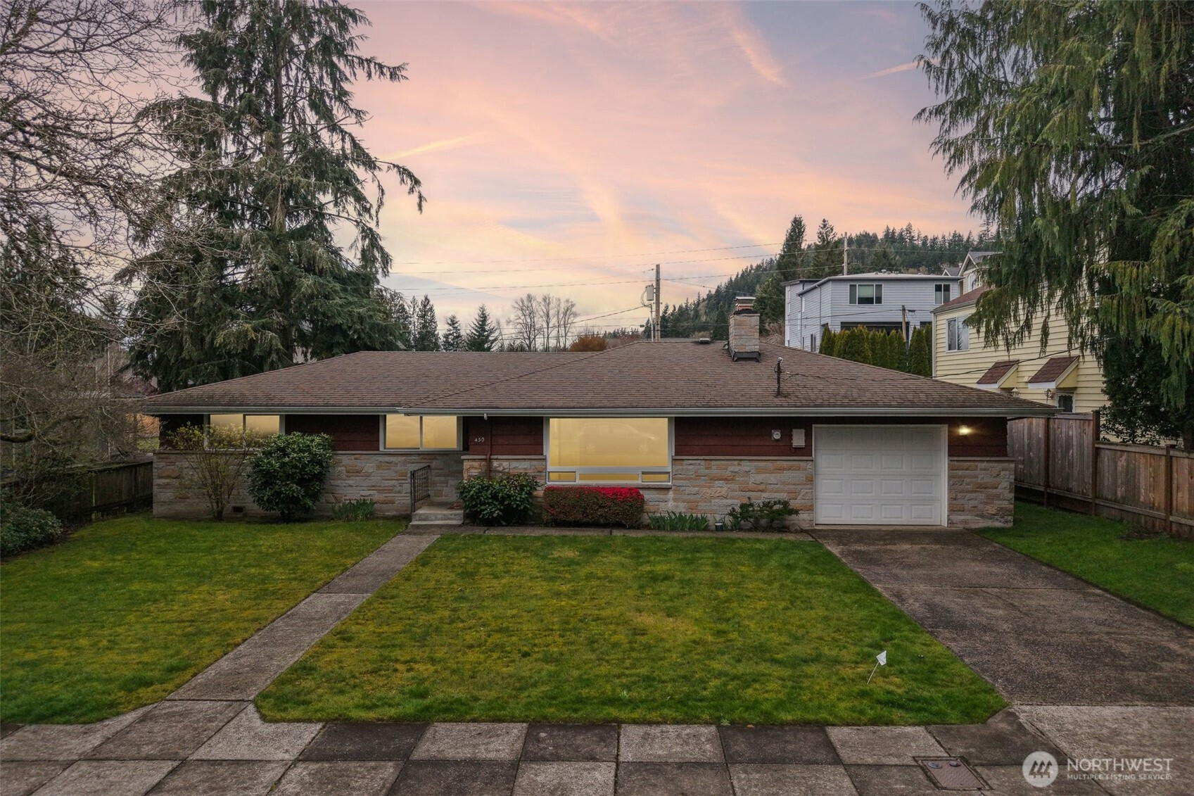430 SE Andrews Street, Issaquah, WA 98027