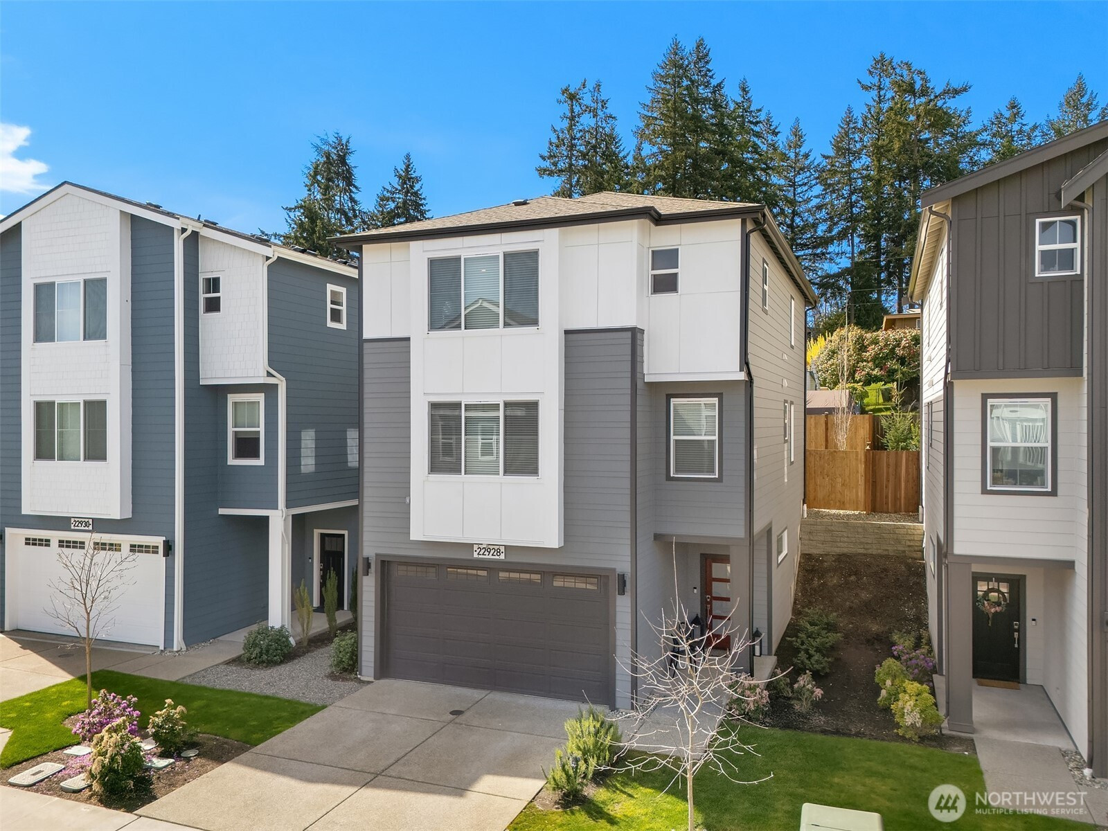 22928 80th Park W, Edmonds, WA 98026