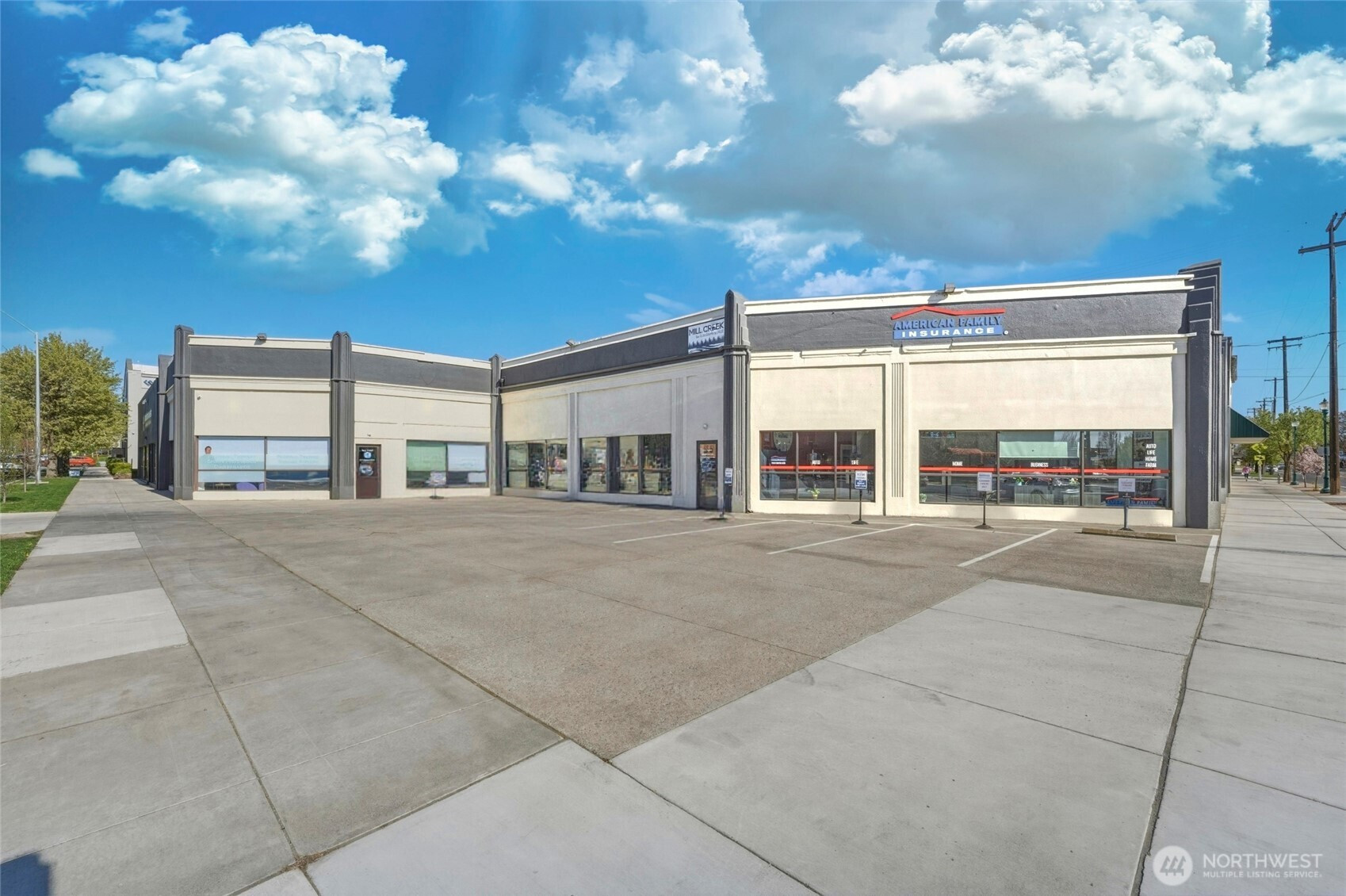 2 E Poplar Street, Walla Walla, WA 99362