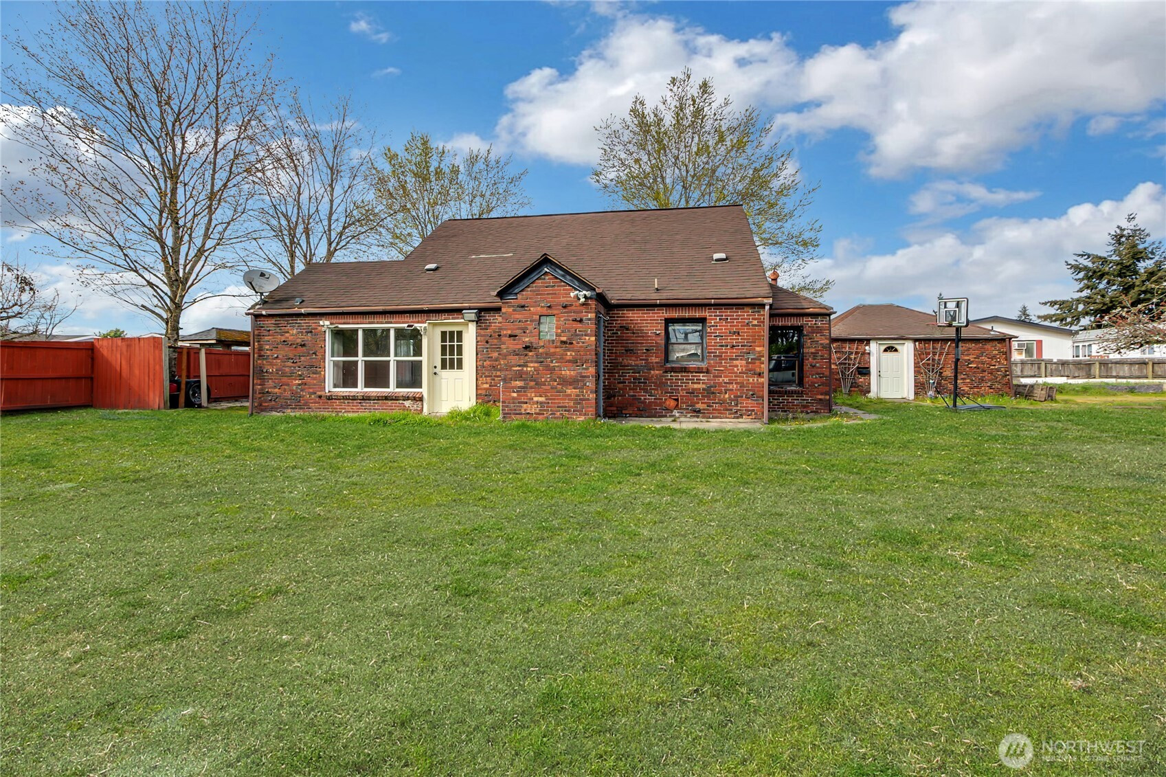 3207 83rd Street S, Lakewood, WA 98499