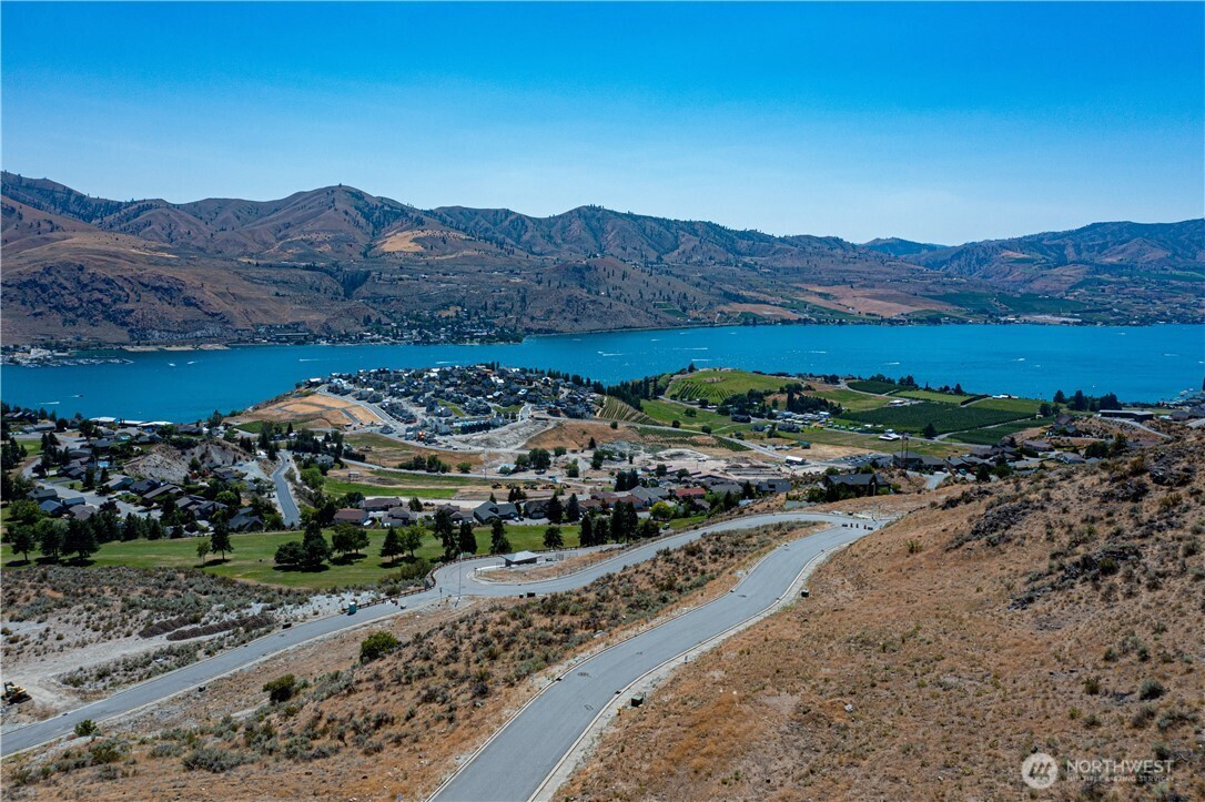 845 Long Drive, Chelan, WA 98816