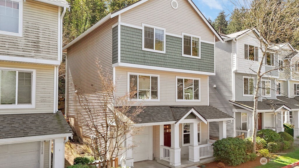 21262 40th Way S, SeaTac, WA 98198