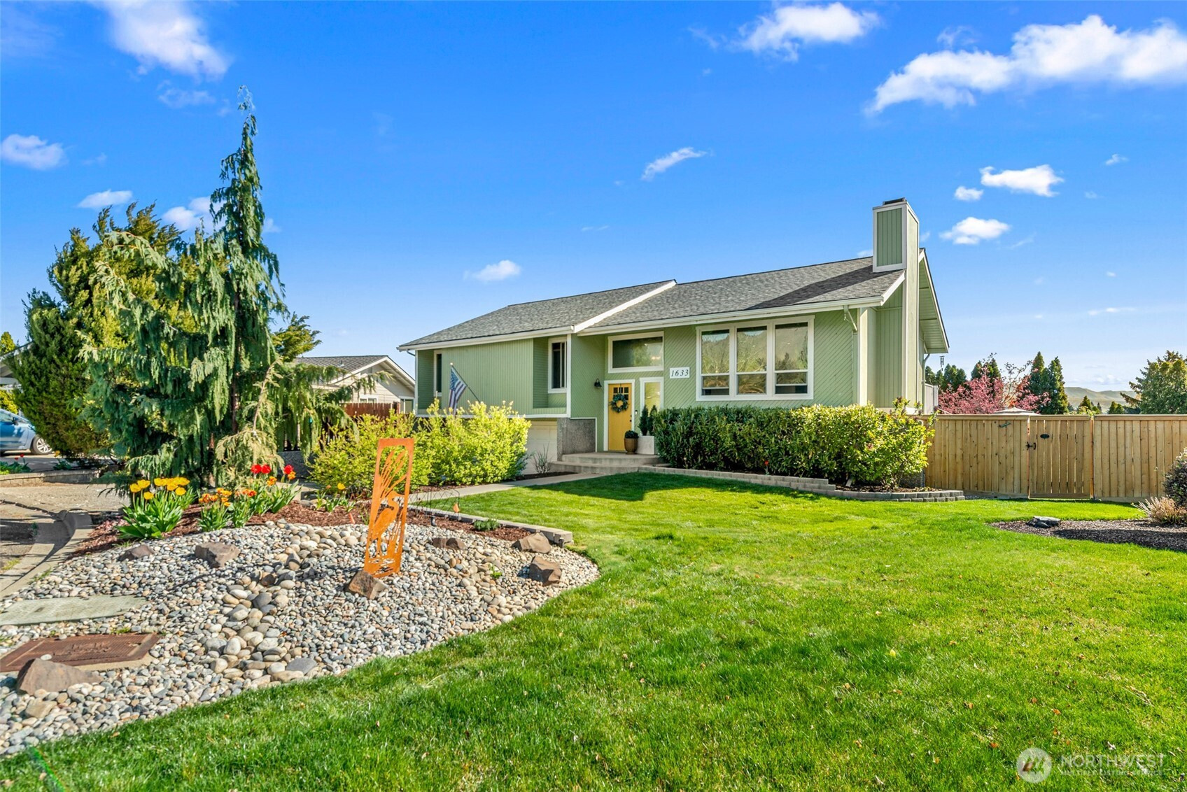 1633 Concord Place, Wenatchee, WA 98801