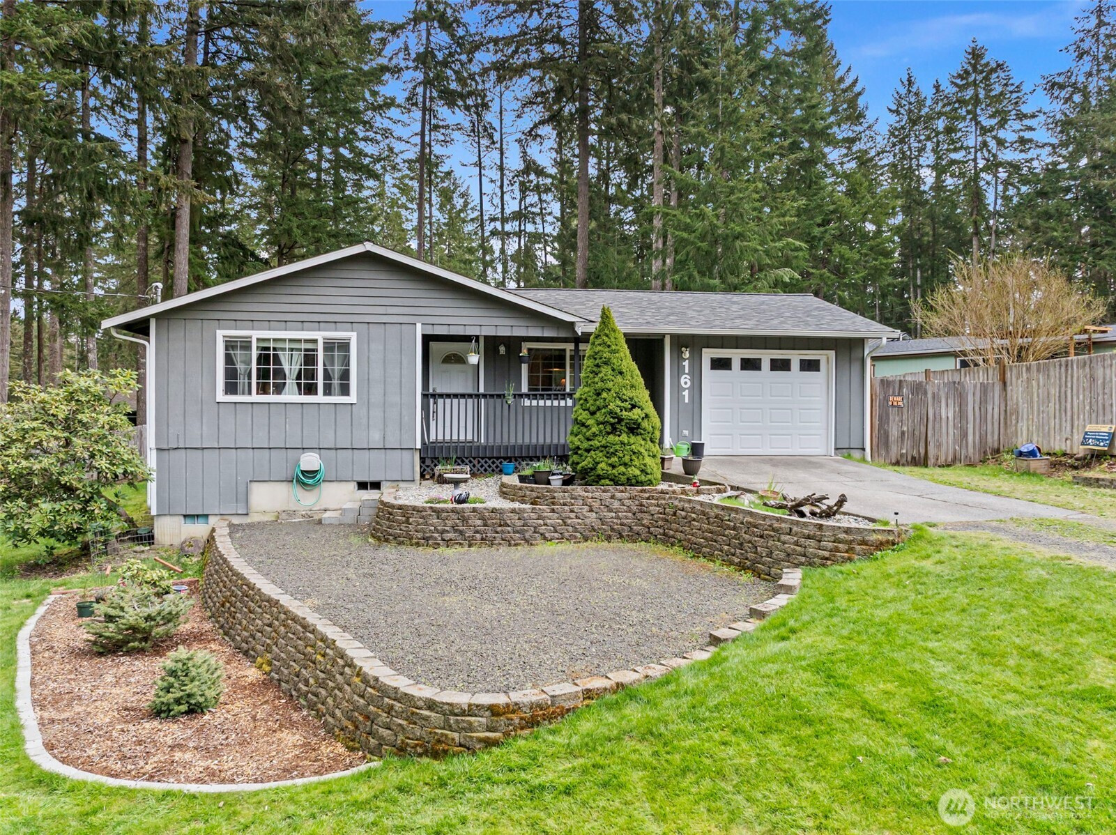 161 E Barnsby Place, Shelton, WA 98584