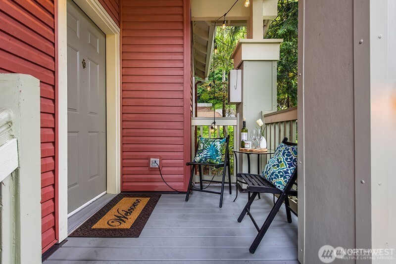 9403 176 Place NE, Redmond, WA 98052