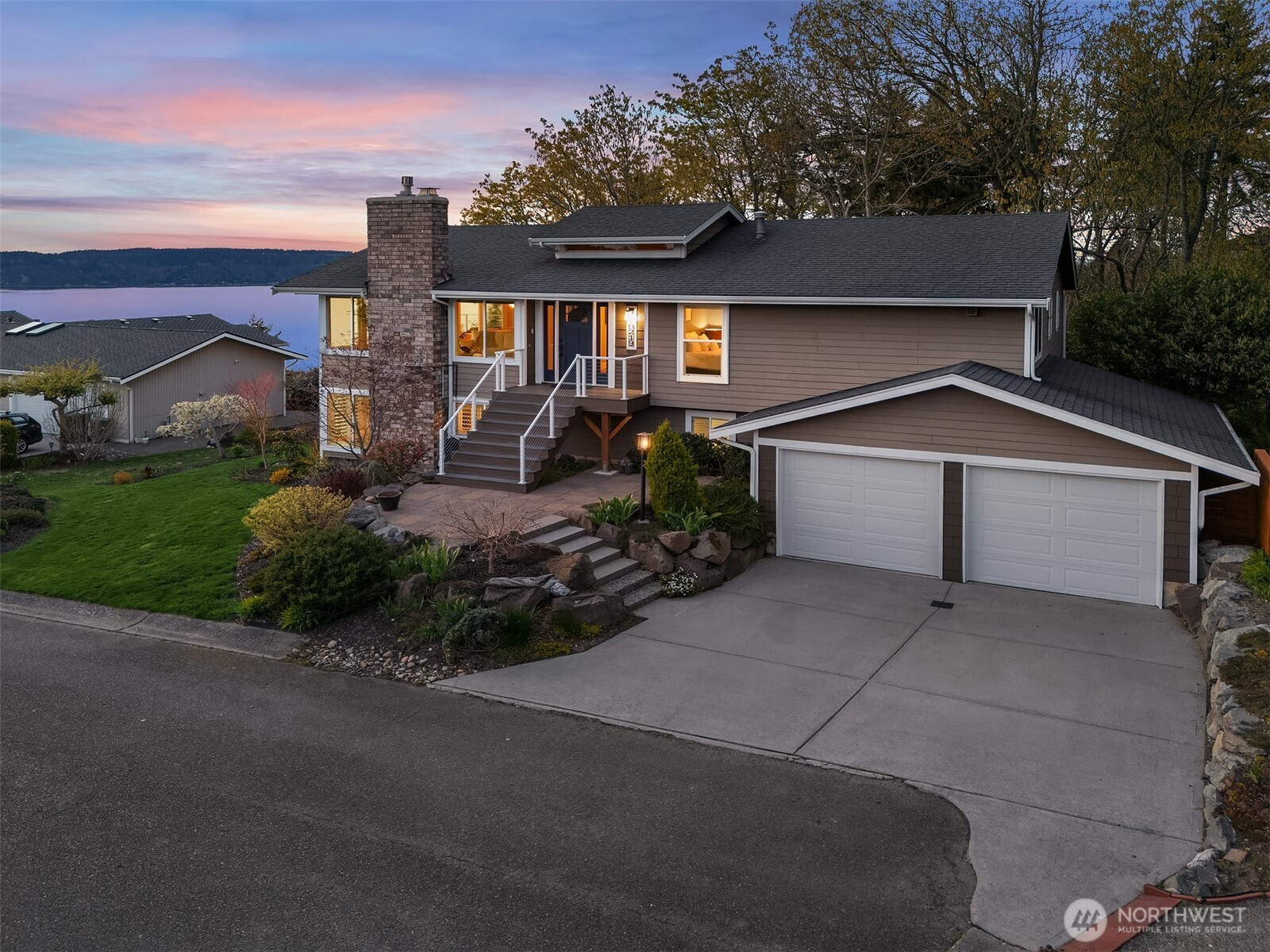9219 60th Avenue W, Mukilteo, WA 98275
