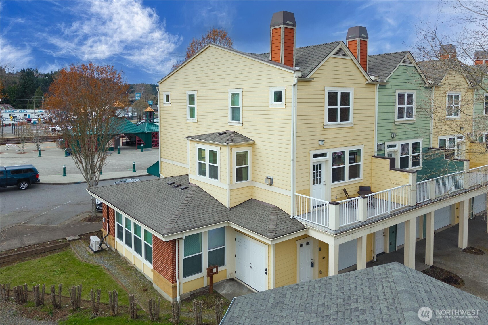 816 Cherry Avenue, Sumner, WA 98390