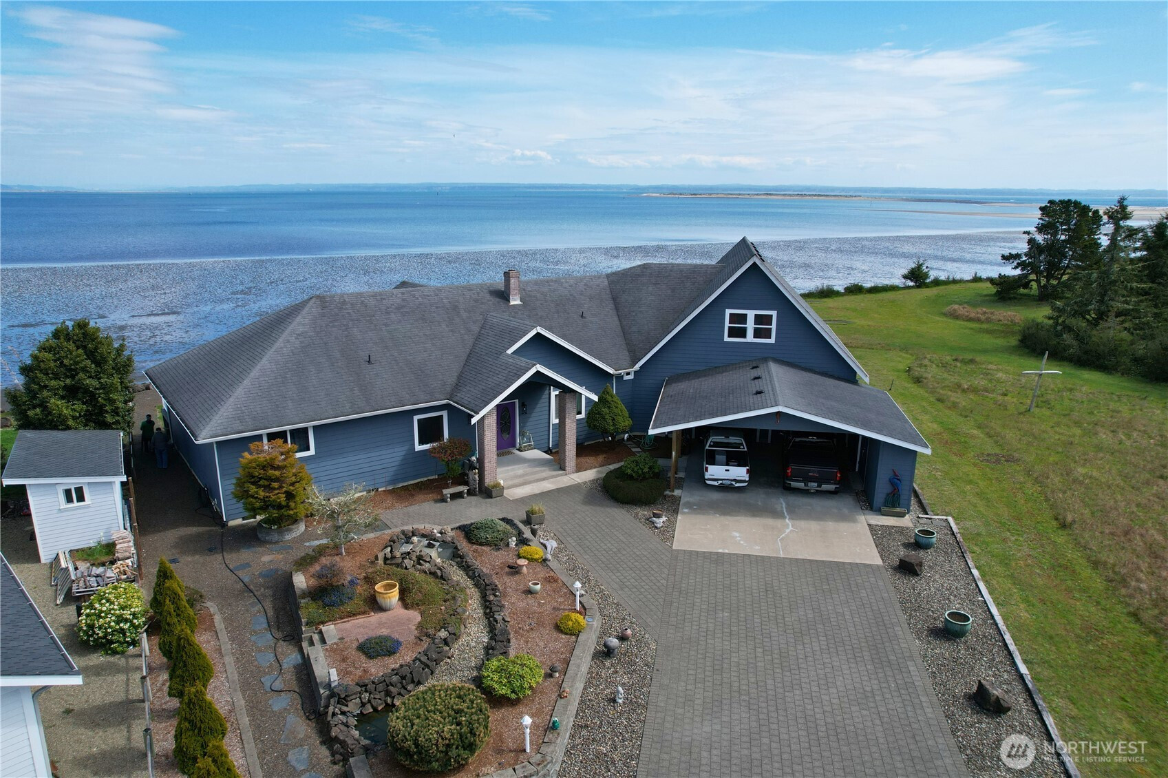 925 Claire Court SE, Ocean Shores, WA 98569
