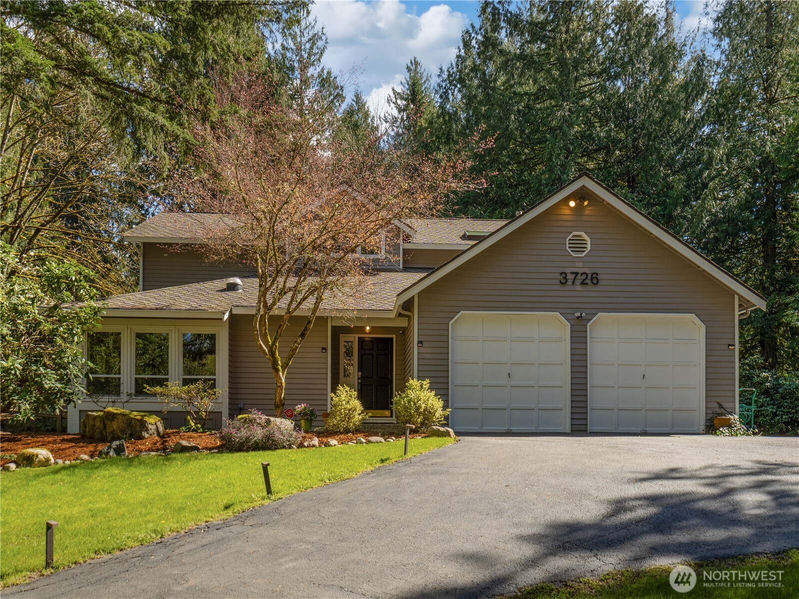 3726 219th Avenue SE, Sammamish, WA 98075