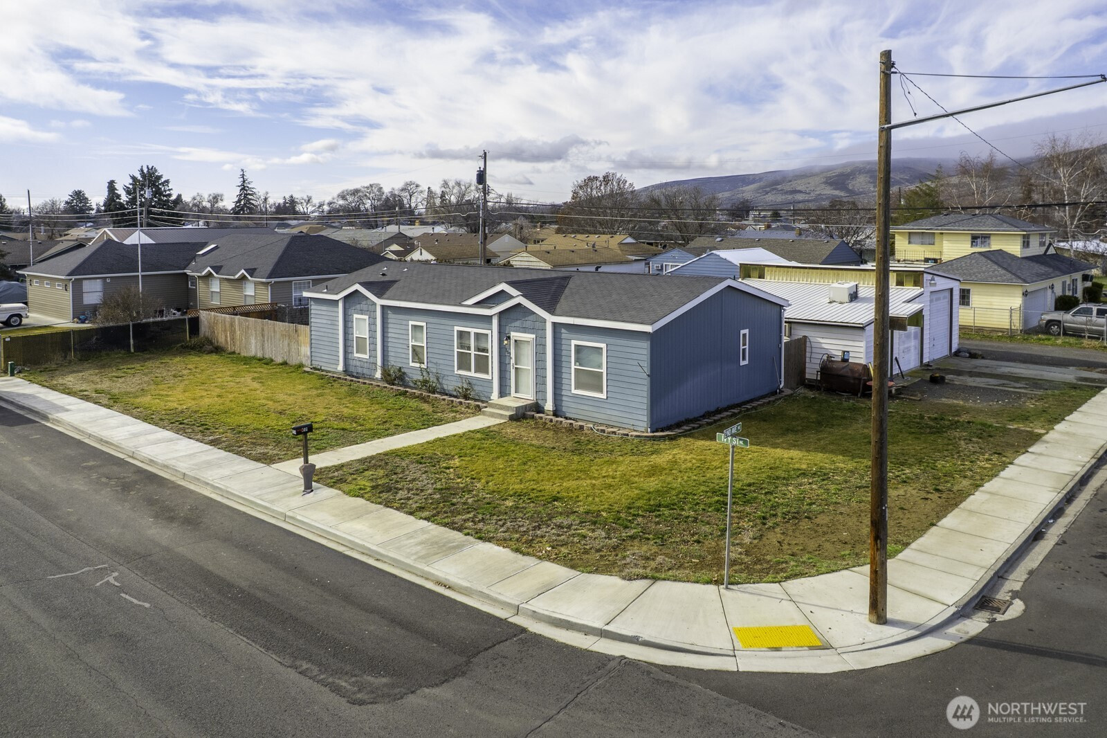 159 Ivy Street NE, Ephrata, WA 98837