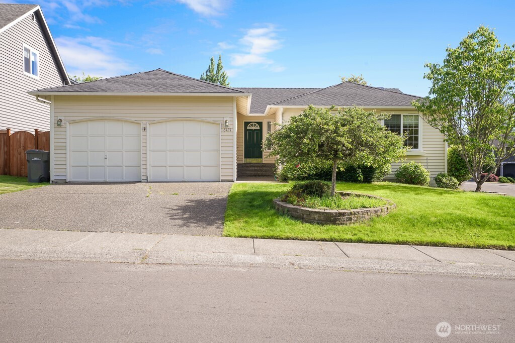 8121 NE 126TH Street, Kirkland, WA 98034