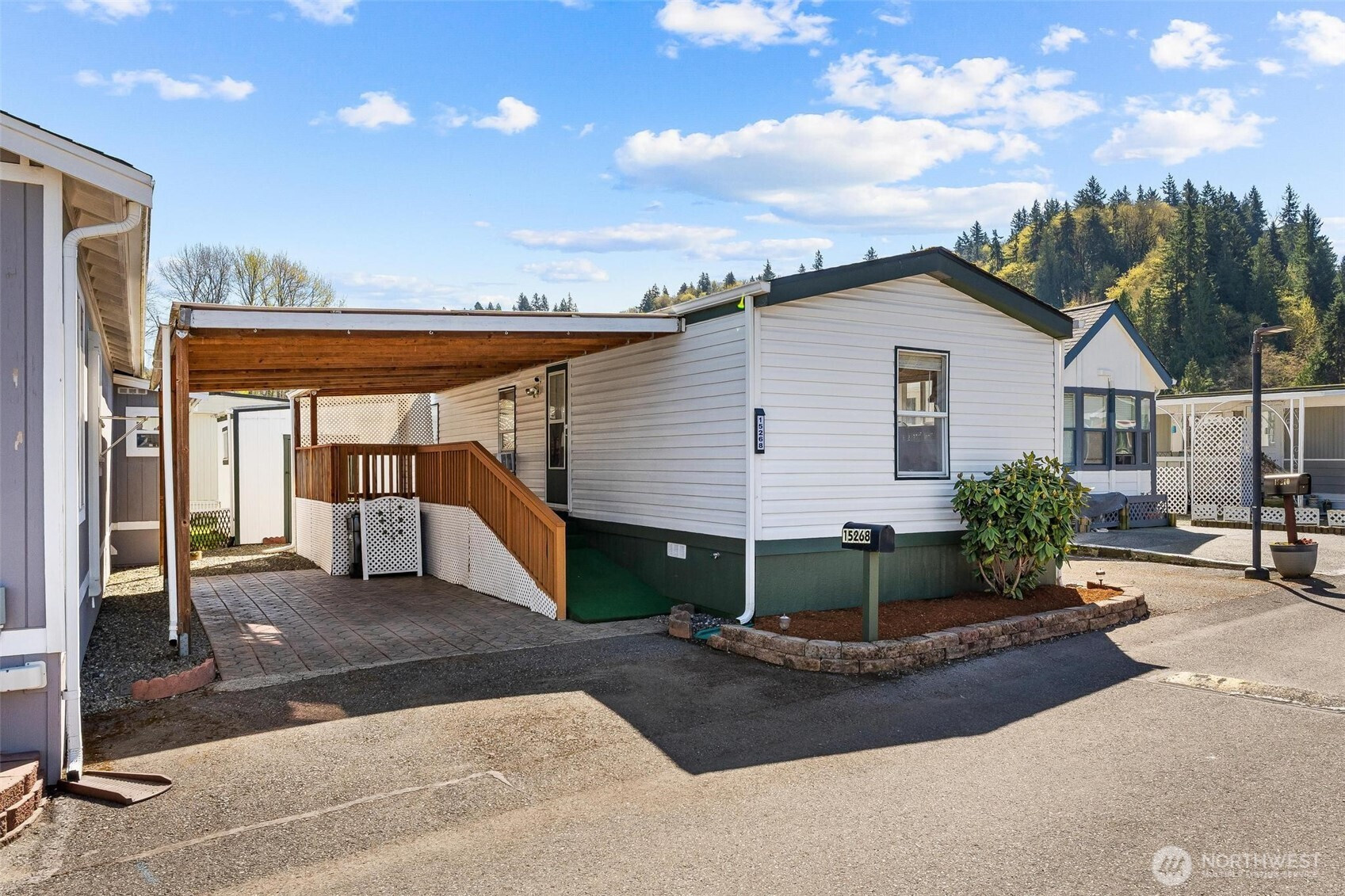 15268 Maple Drive, Renton, WA 98058