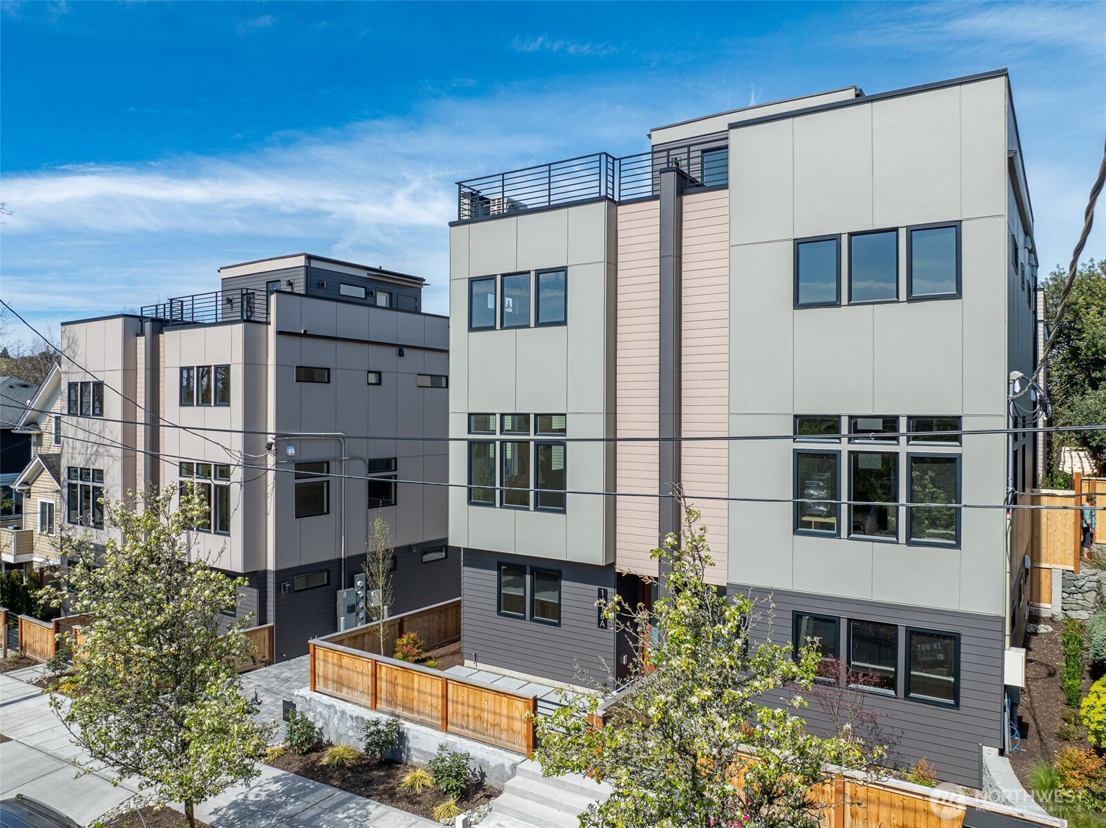 1414 N 47th Street, Seattle, WA 98103