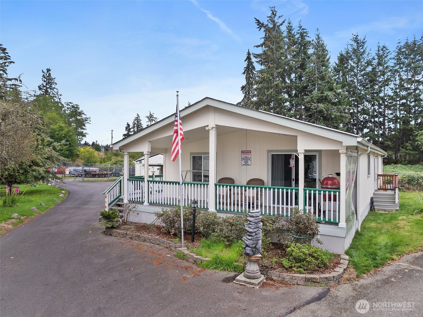 20517 10th Avenue E, Spanaway, WA 98387
