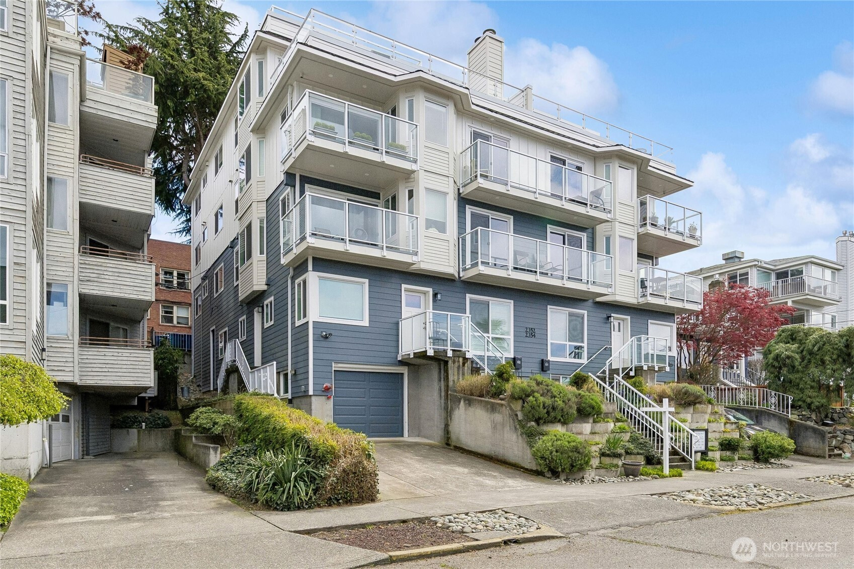 2354 E Yale Avenue, Seattle, WA 98102