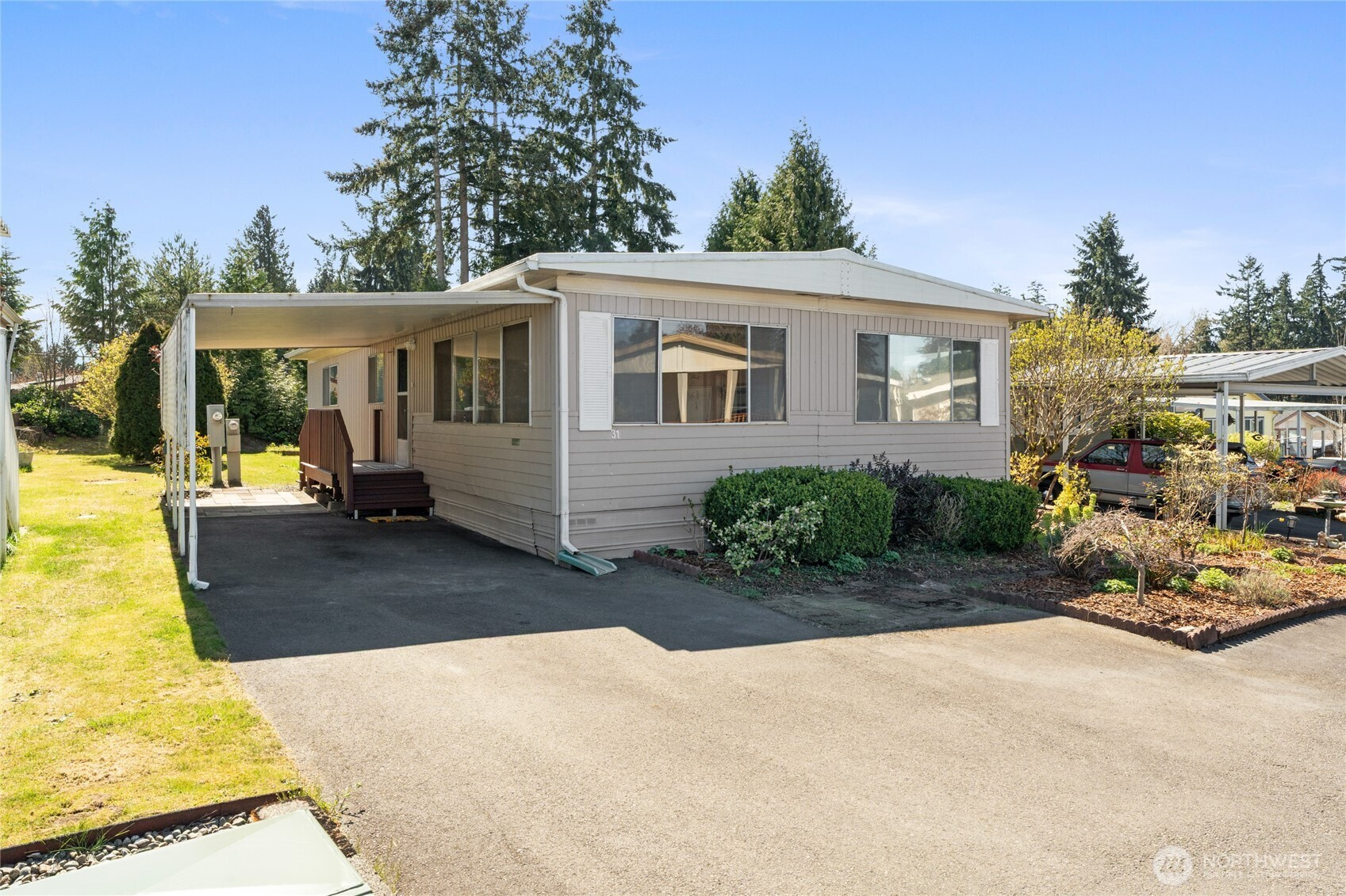 2101 S 324th Street, Federal Way, WA 98003