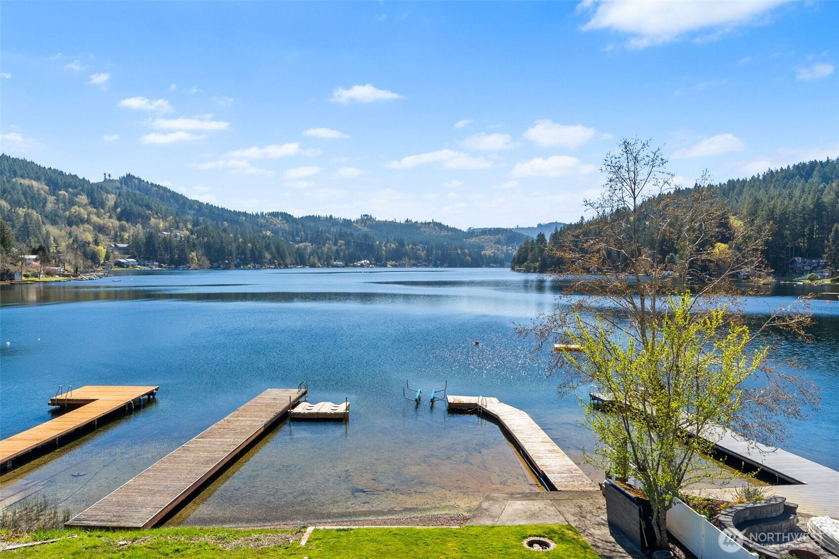 1521 Summit Lake Shore Road NW, Olympia, WA 98502