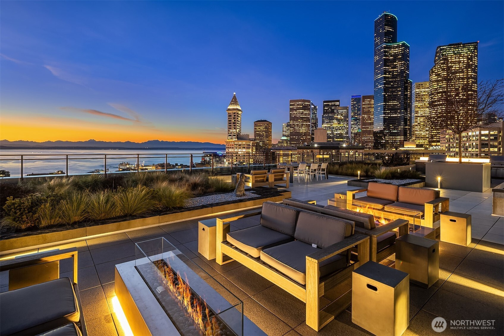 450 S Main Street, Seattle, WA 98104