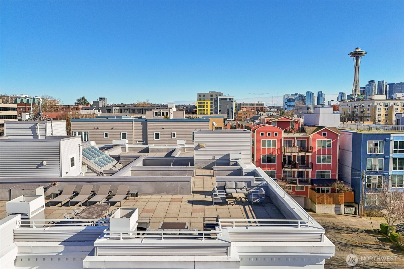 520 2nd Avenue W, Seattle, WA 98119