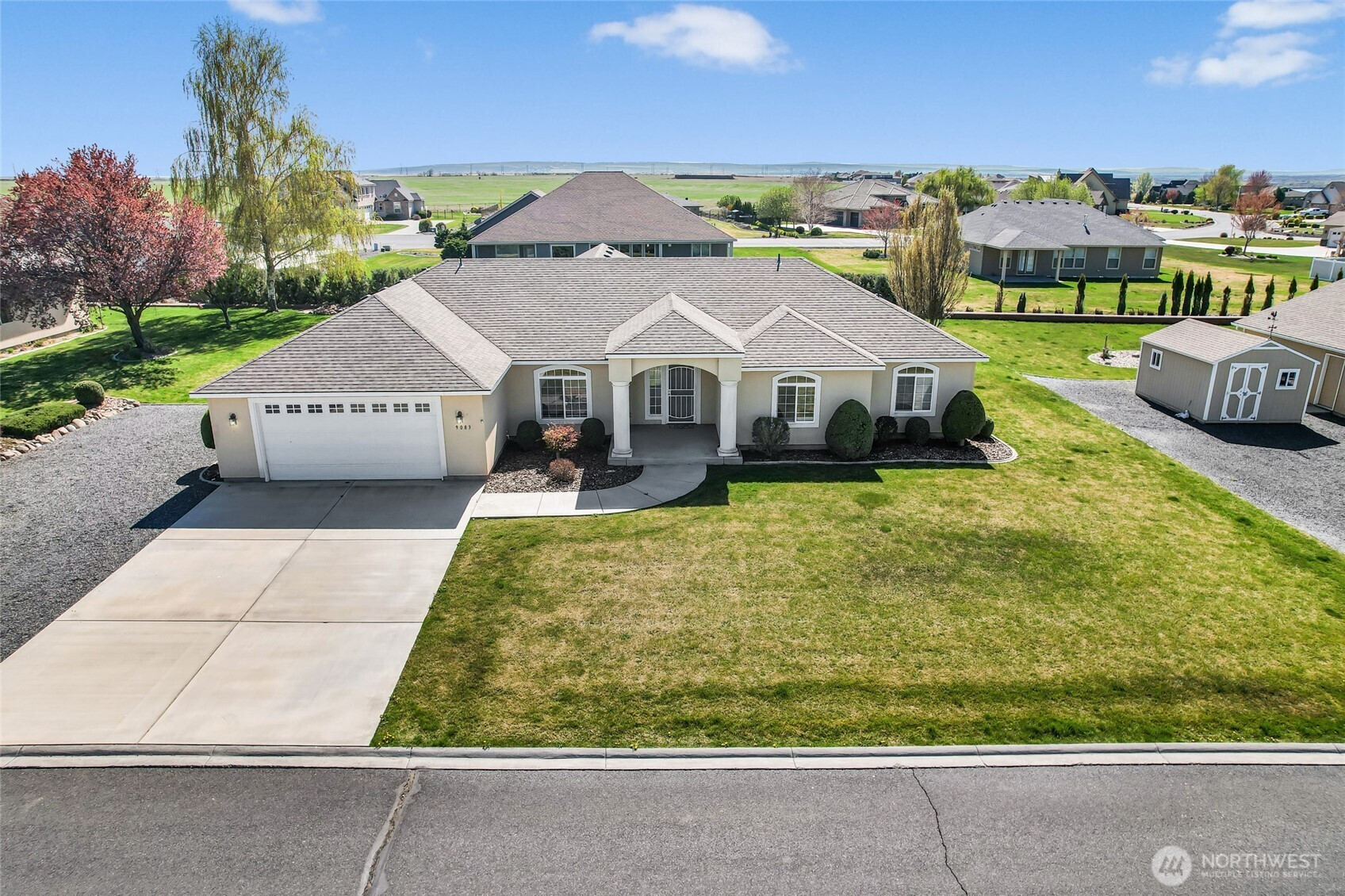 9083 SE Castlewood Drive, Moses Lake, WA 98837