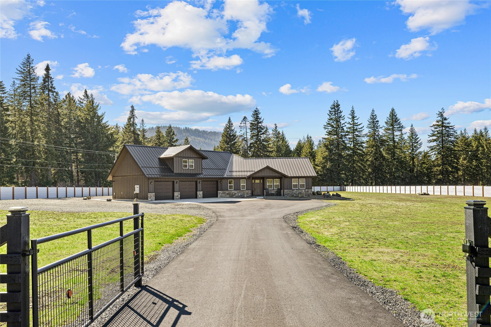 41 Darling Way, Cle Elum, WA 98922