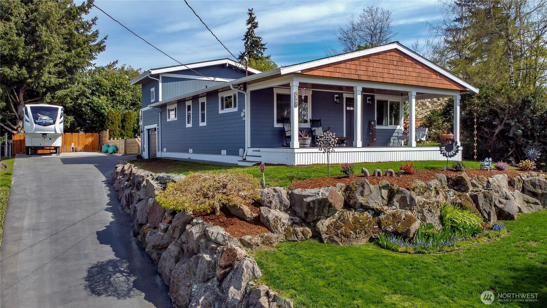 215 SW 183rd Street, Normandy Park, WA 98166